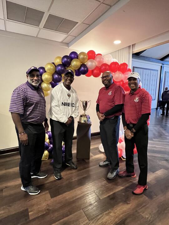 Golfers with the Cup at the presentation