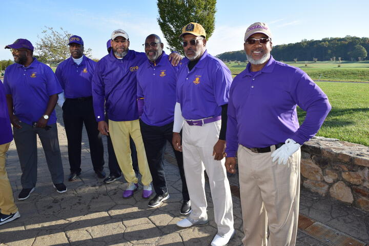Ques on the clubhouse patio
